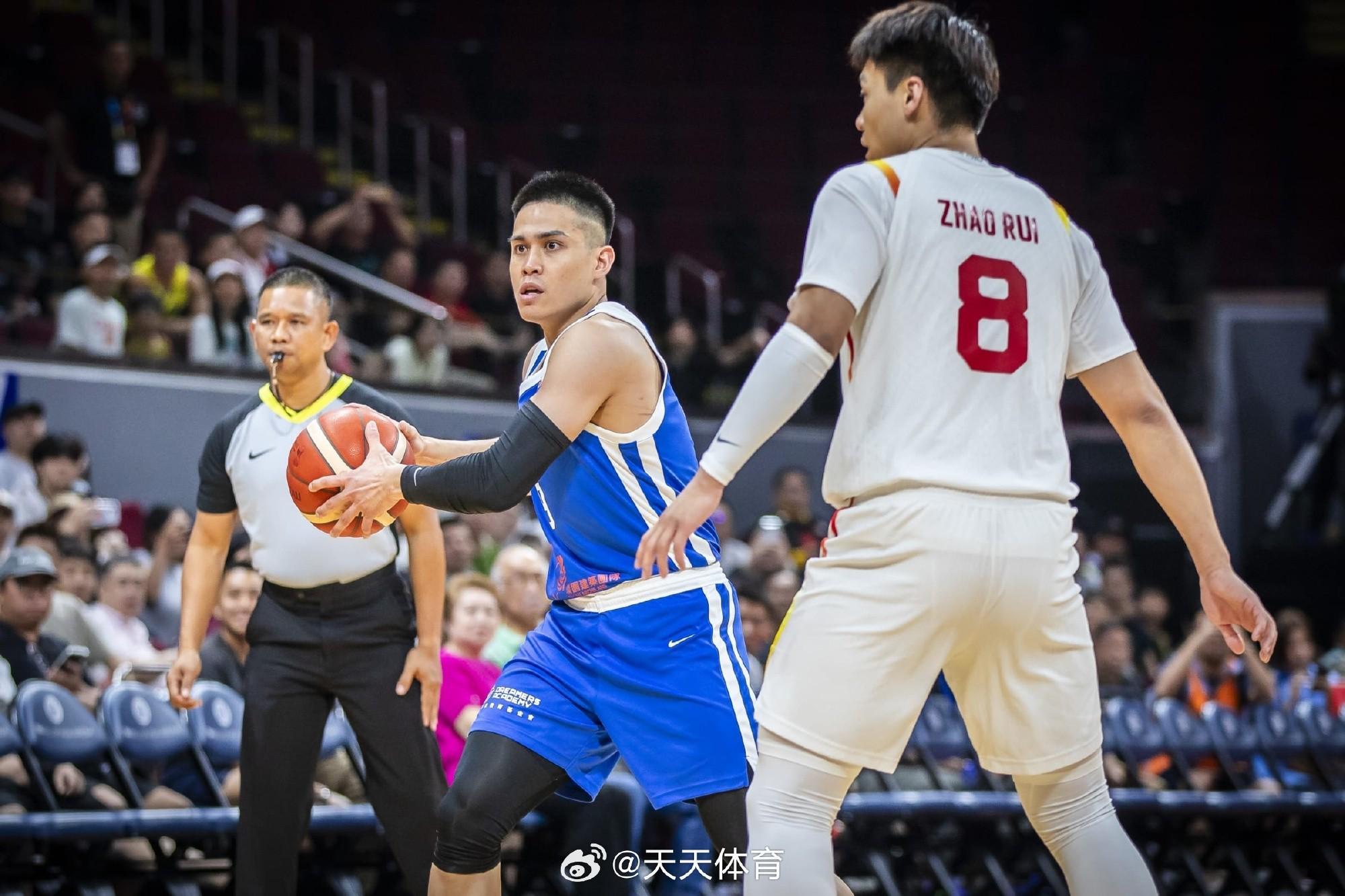 leyuSport-媒体人：中国男篮是一支很难执教的球队，信心像玻璃一样易碎
